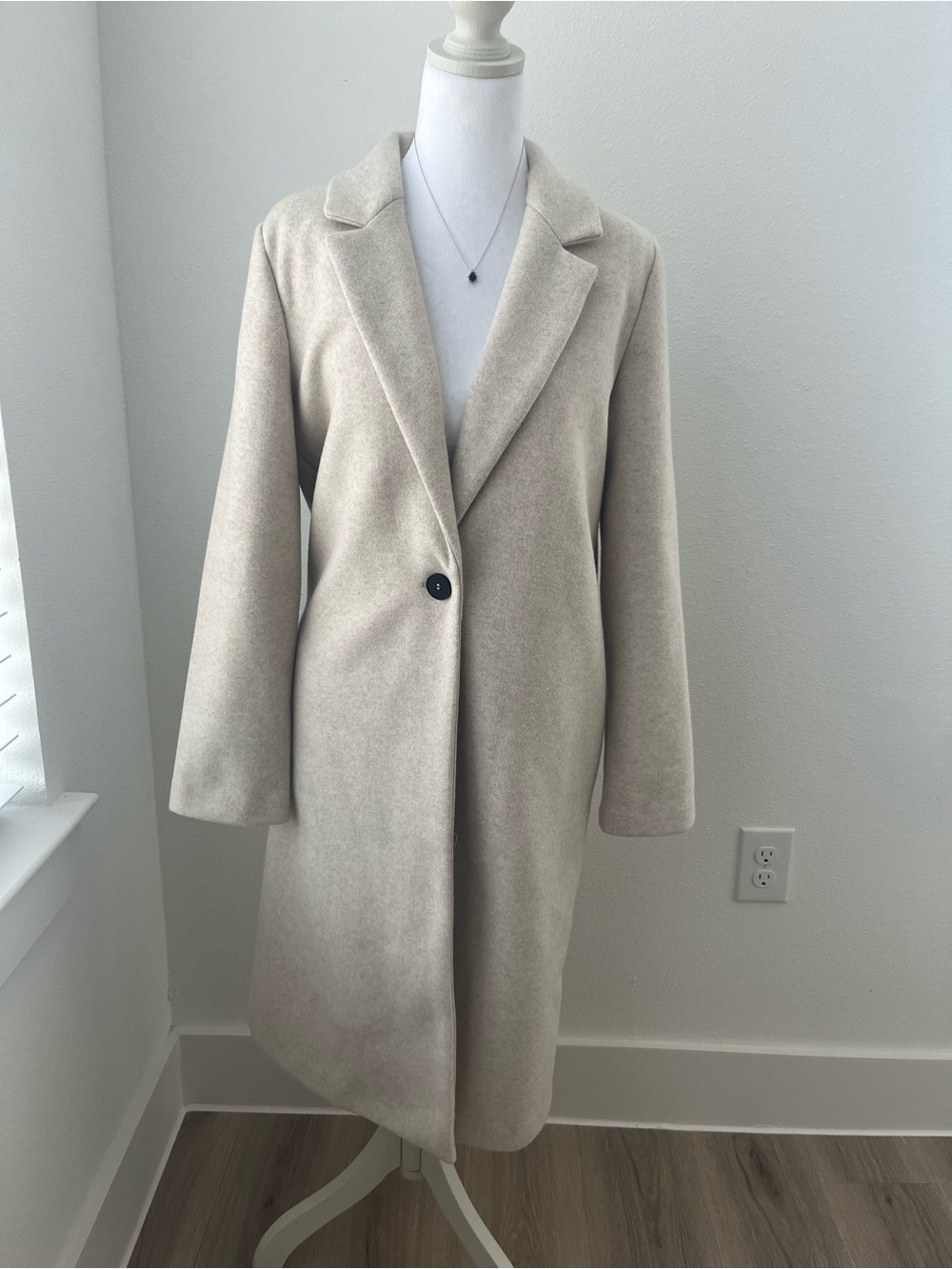 Zara: Small Womens Cream Single-Button Long Coat